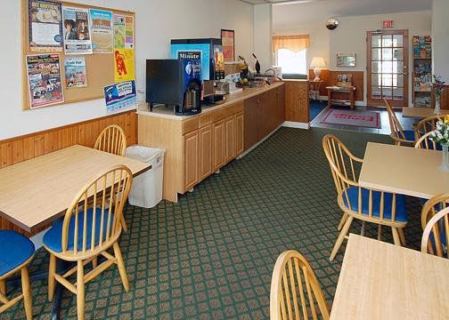 Econo Lodge Inn & Suites Shelburne Restaurante foto